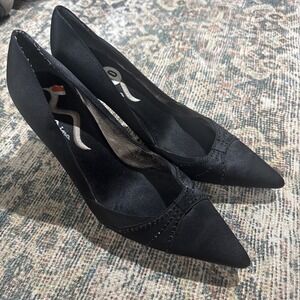 Nina‎ Shoes Women 10 Black Pump Gala Party Wedding Formal Satin Embellished